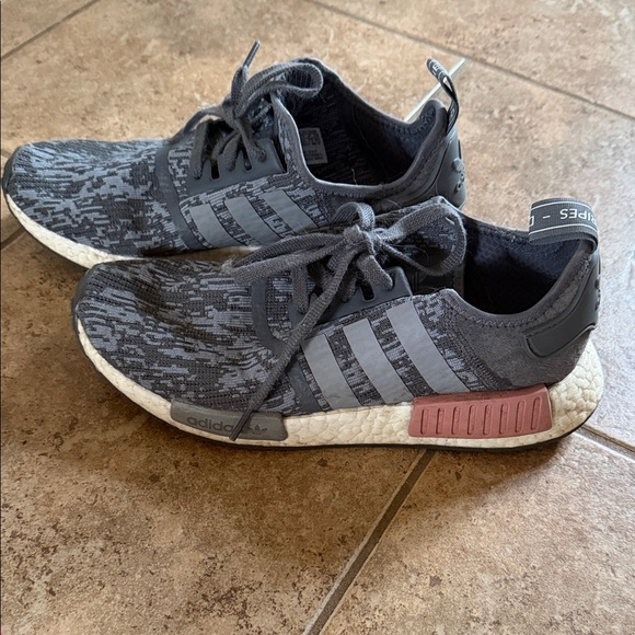 Adidas Gray Patterned Athletic Sneakers - Picture 3 of 3